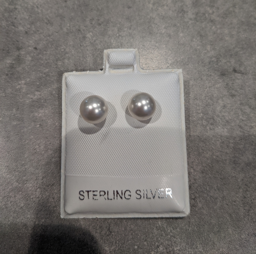 Beautiful Pearl earrings with Sterling Silver back